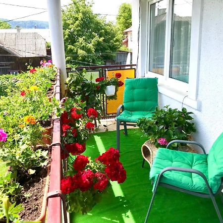 Apartament Vica Gura Humorului Exteriör bild