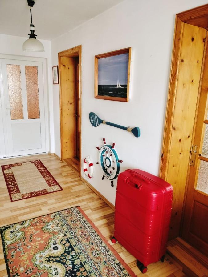 Apartament Vica Gura Humorului Exteriör bild
