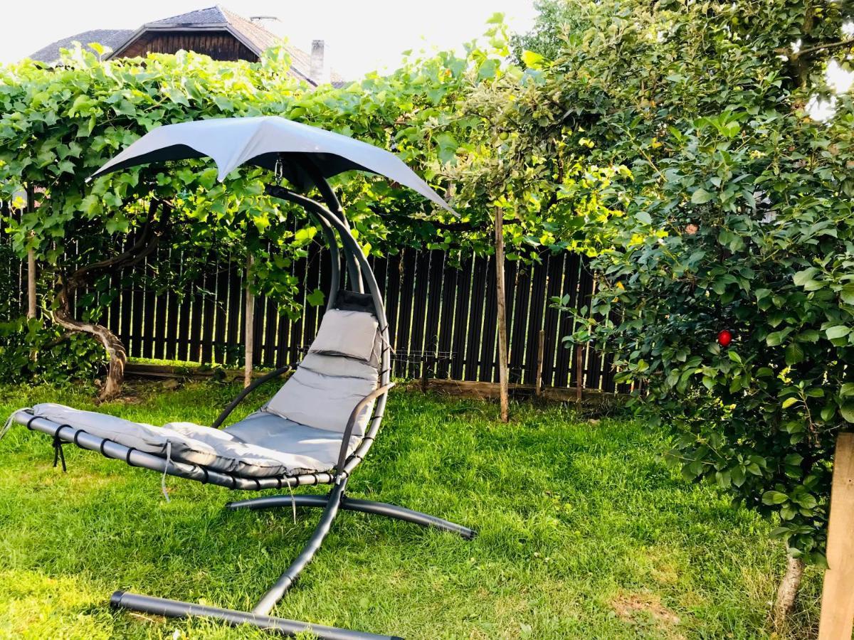 Apartament Vica Gura Humorului Exteriör bild