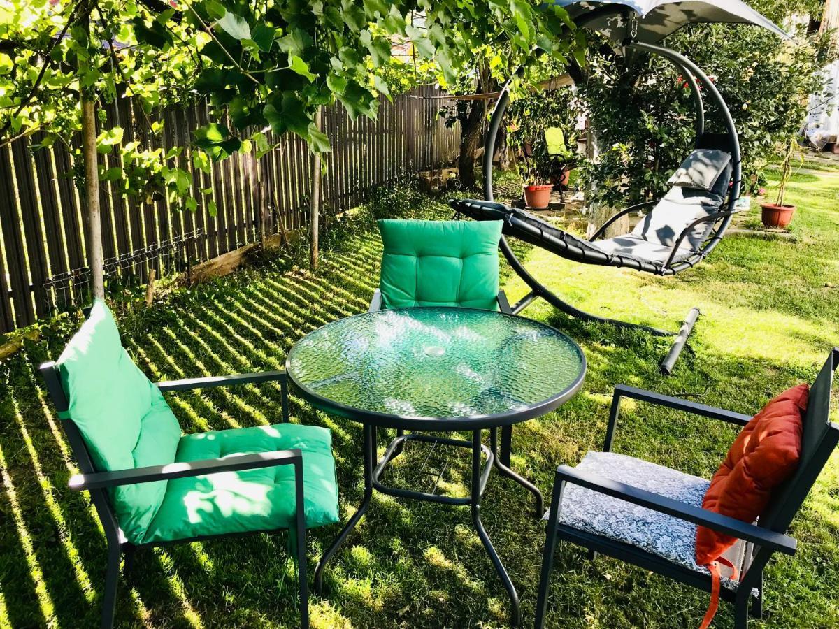 Apartament Vica Gura Humorului Exteriör bild