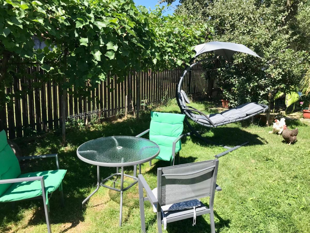 Apartament Vica Gura Humorului Exteriör bild